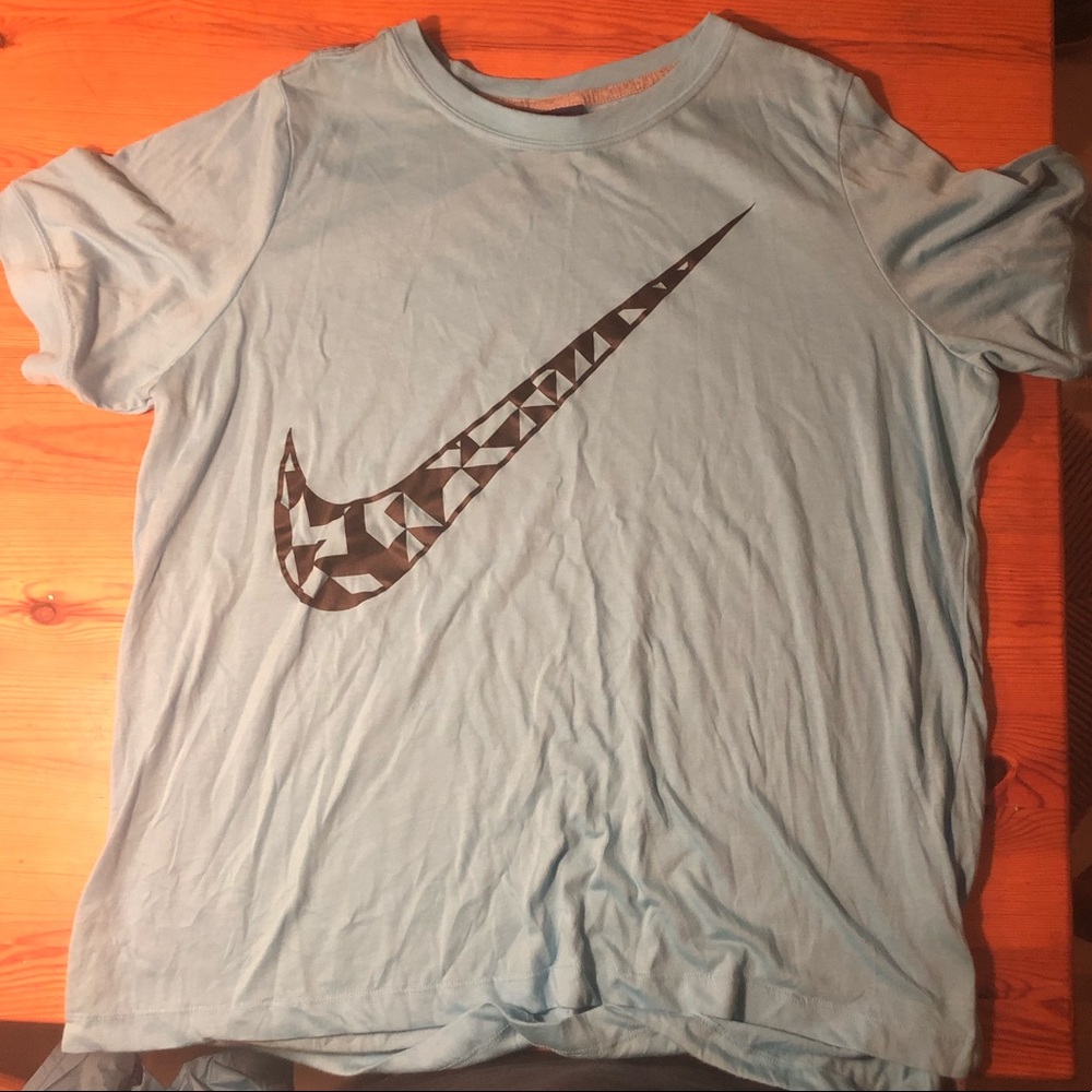 Nike T-shirt